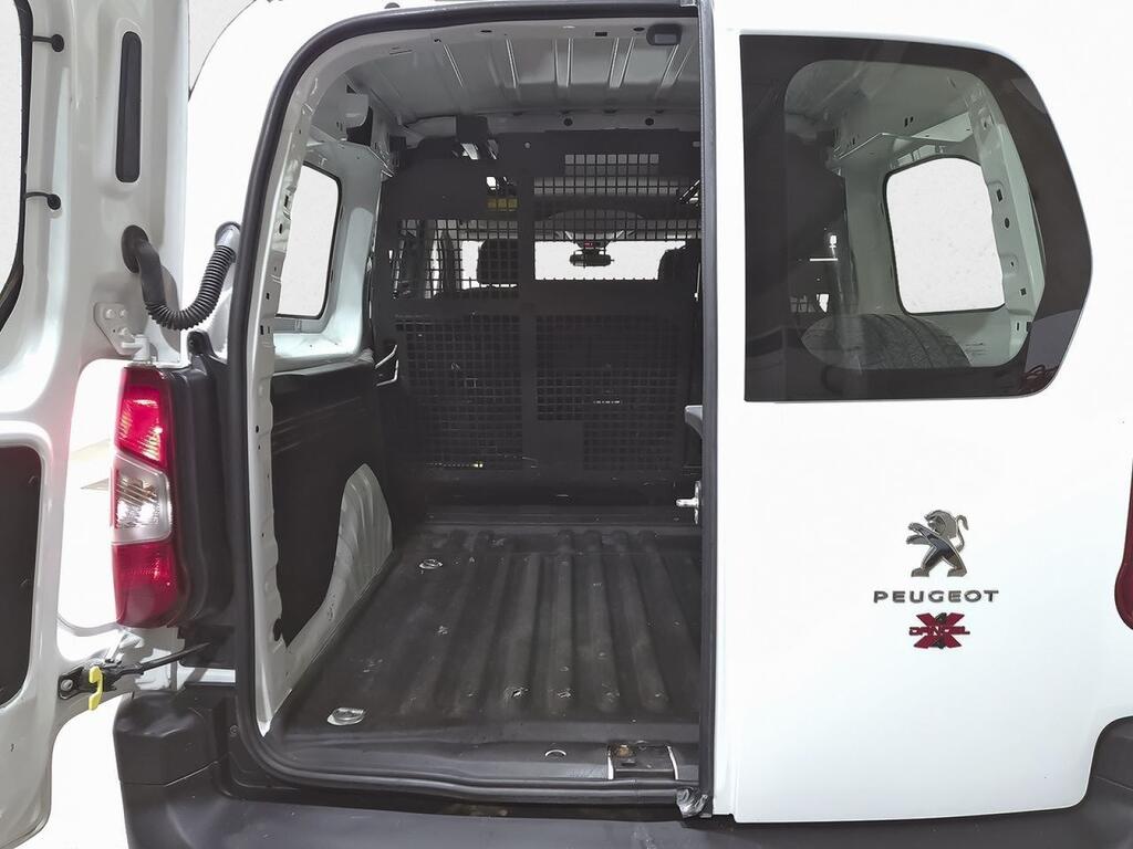 Peugeot Partner 1.5 BLUEHDI 130 PREMIUM 4WD DANGEL STD 4P 9