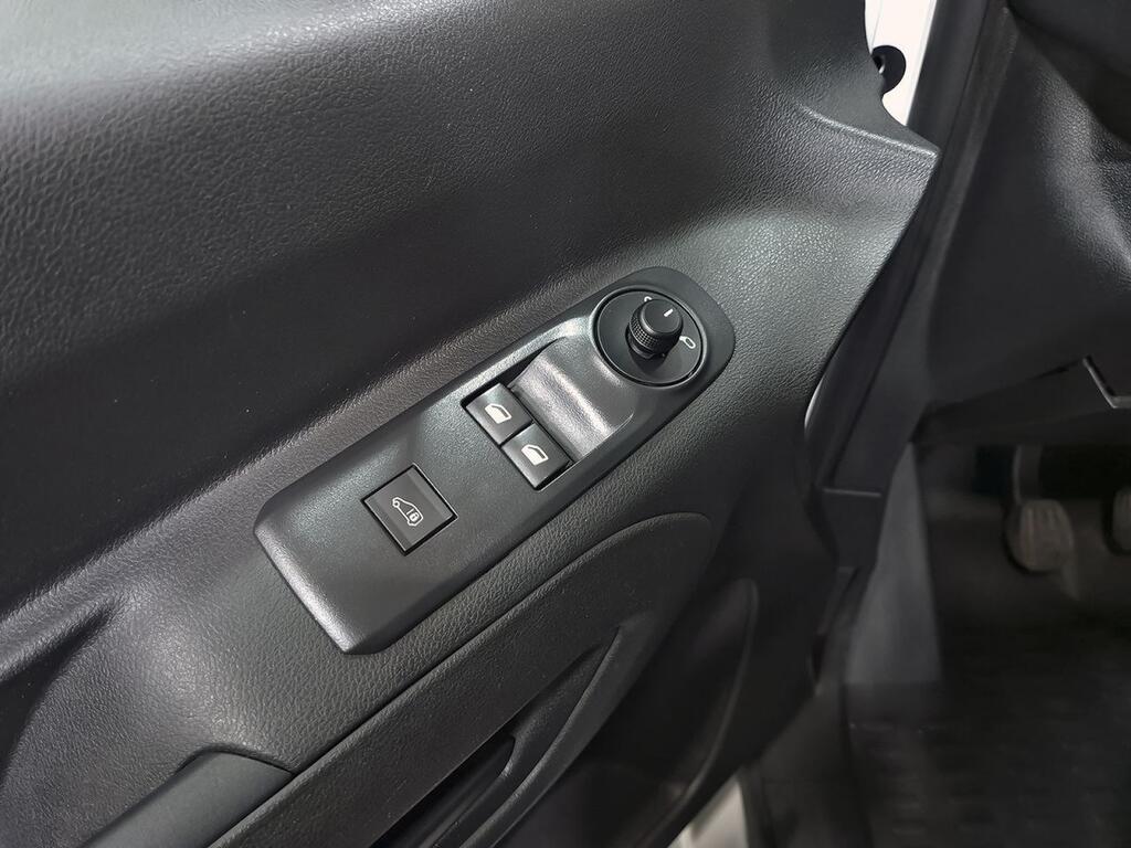 Peugeot Partner 1.5 BLUEHDI 130 PREMIUM 4WD DANGEL STD 4P 12