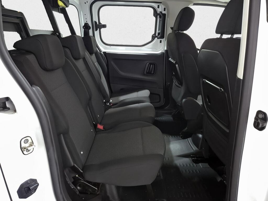 Peugeot Partner 1.5 BLUEHDI 130 PREMIUM 4WD DANGEL STD 4P 8