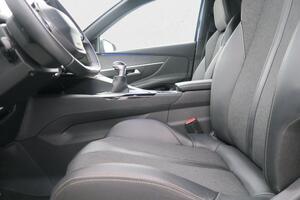 Peugeot 3008 1.2 PURETECH 96KW (130CV) GT LINE S&S 15