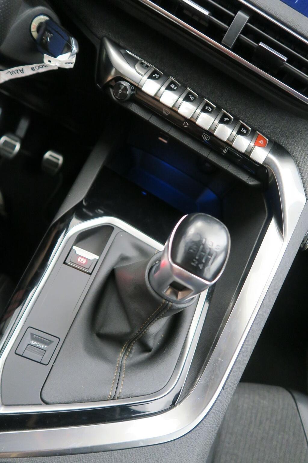 Peugeot 3008 1.2 PURETECH 96KW (130CV) GT LINE S&S 10