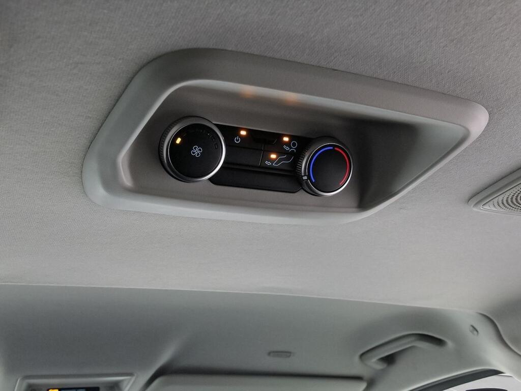 Ford Transit Custom 2.0 ECOBLUE 136 320 TREND KOMBI SWB 4P 9 PLAZAS 38