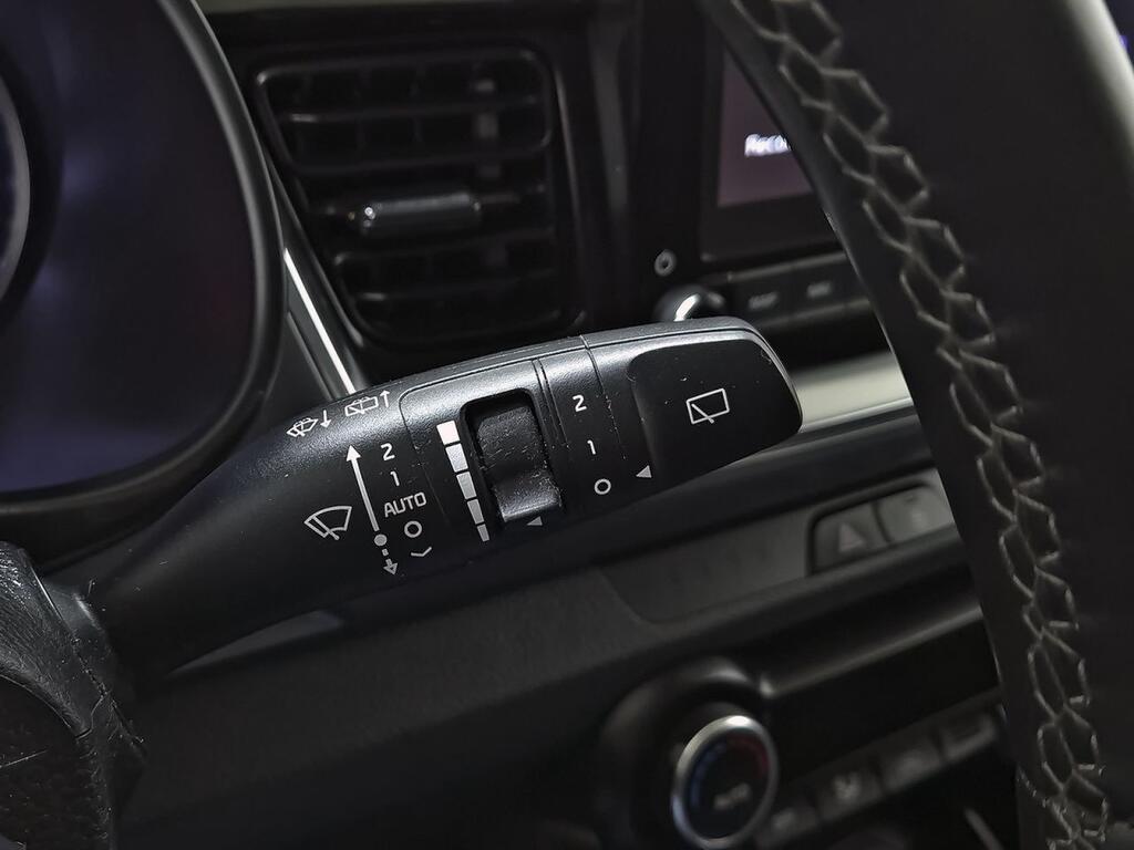 Kia Stonic 1.0 T-GDi 74kW (100CV) MHEV iMT Drive 15