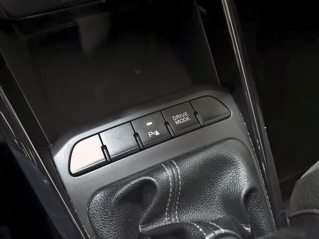 Kia Stonic 1.0 T-GDi 74kW (100CV) MHEV iMT Drive 28