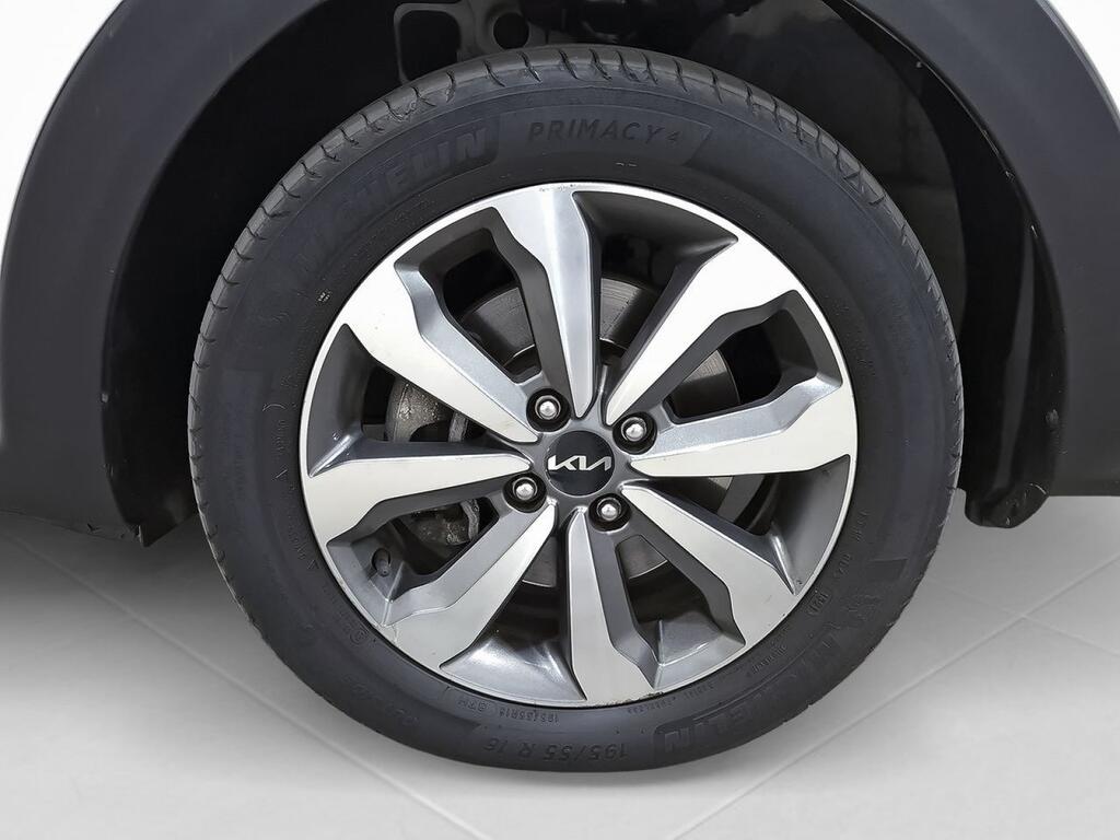 Kia Stonic 1.0 T-GDi 74kW (100CV) MHEV iMT Drive 10