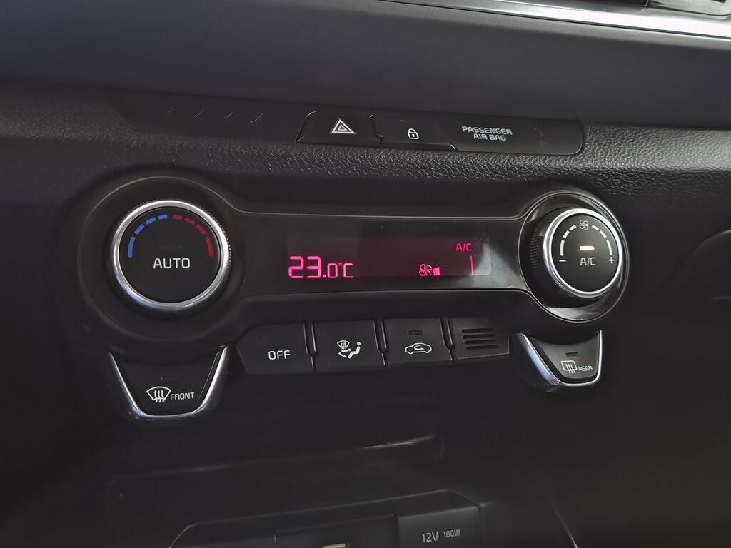 Kia Stonic 1.0 T-GDi 74kW (100CV) MHEV iMT Drive 27