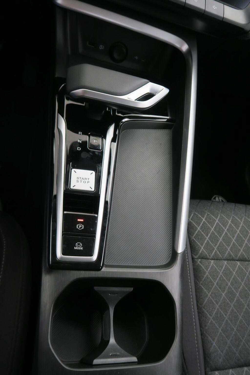 MG ZS COMFORT 1.5 HYBRID+ 197 CV 5P 12