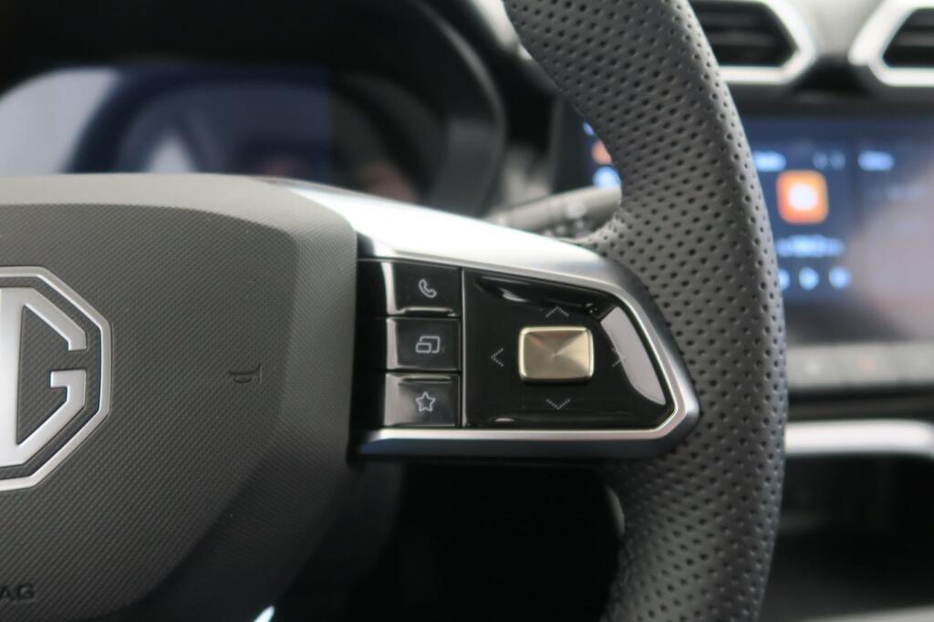 MG ZS COMFORT 1.5 HYBRID+ 197 CV 5P 14