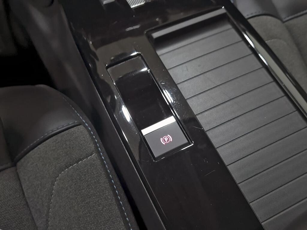 Citroën C4 BlueHDi 130 S&S EAT8 Feel Pack 27