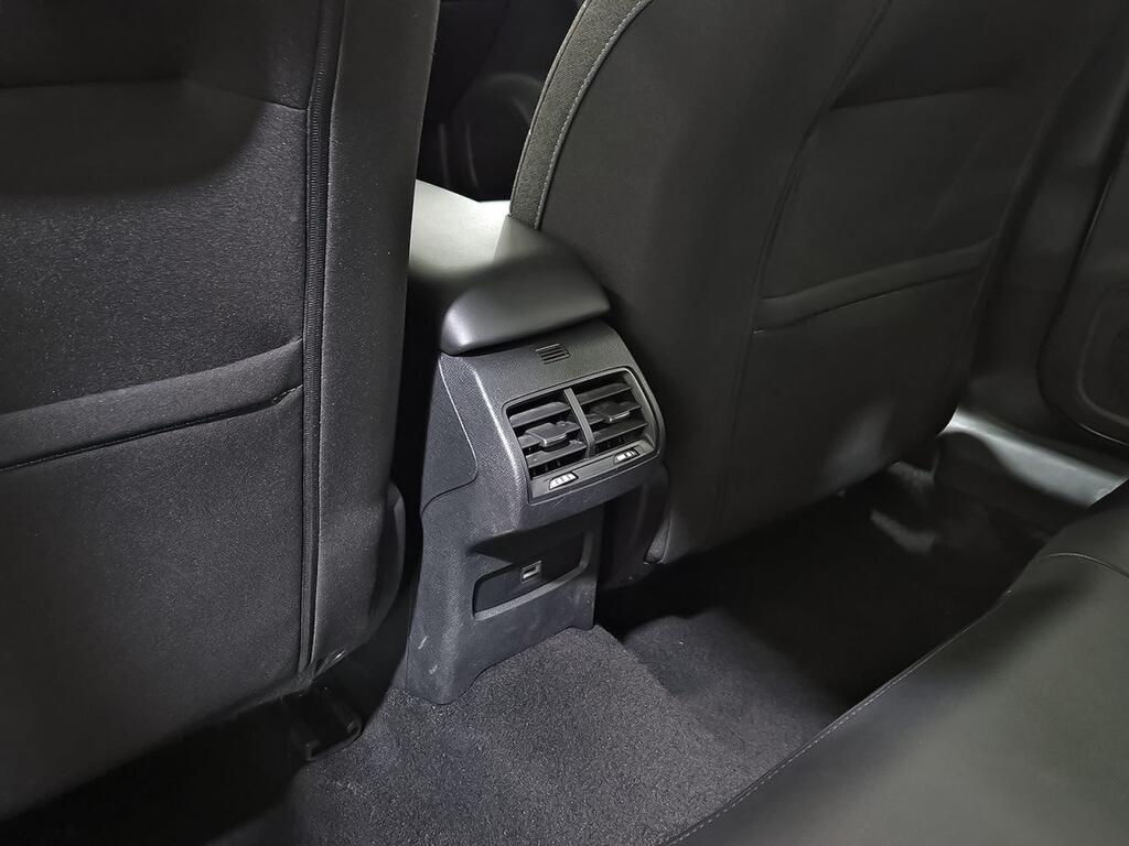 Citroën C4 BlueHDi 130 S&S EAT8 Feel Pack 31