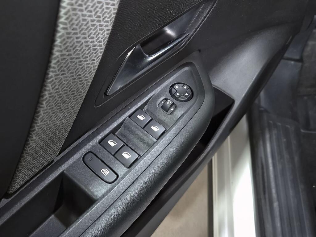 Citroën C4 BlueHDi 130 S&S EAT8 Feel Pack 11