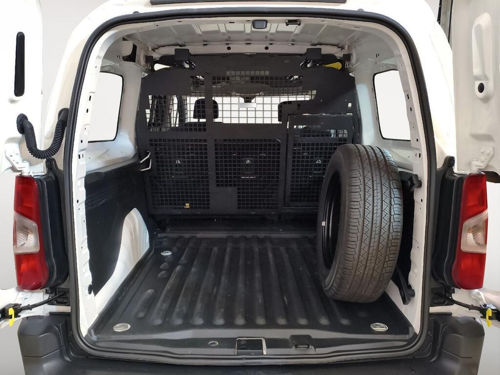 Peugeot Partner *PARTNER DANGEL 1.5 BLUEHDI 130 4WD STANDARD DC 4P 9
