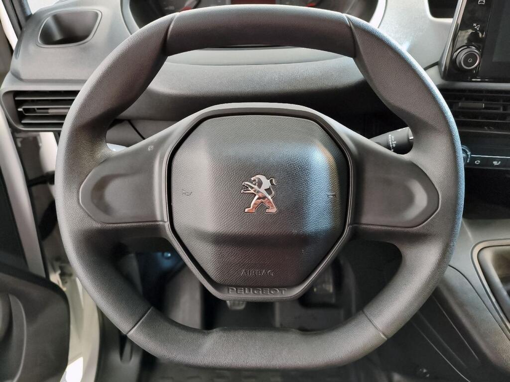 Peugeot Partner *PARTNER DANGEL 1.5 BLUEHDI 130 4WD STANDARD DC 4P 15