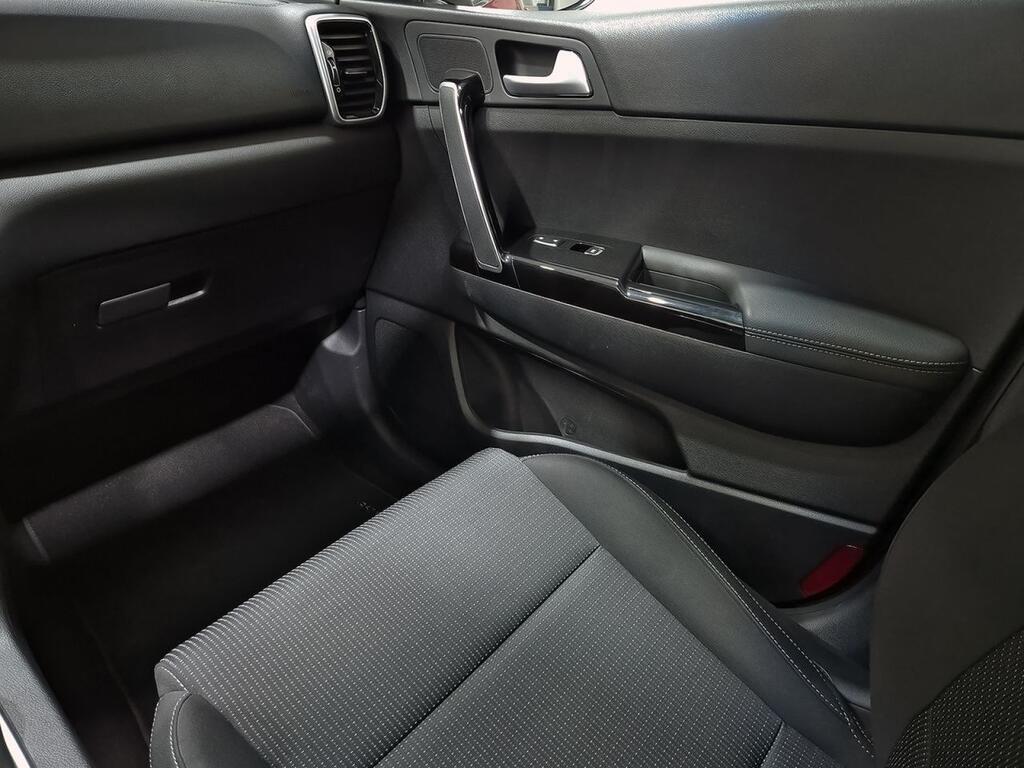 Kia Sportage 1.6 MHEV Black Edition 100kW (136CV) 4x2 32