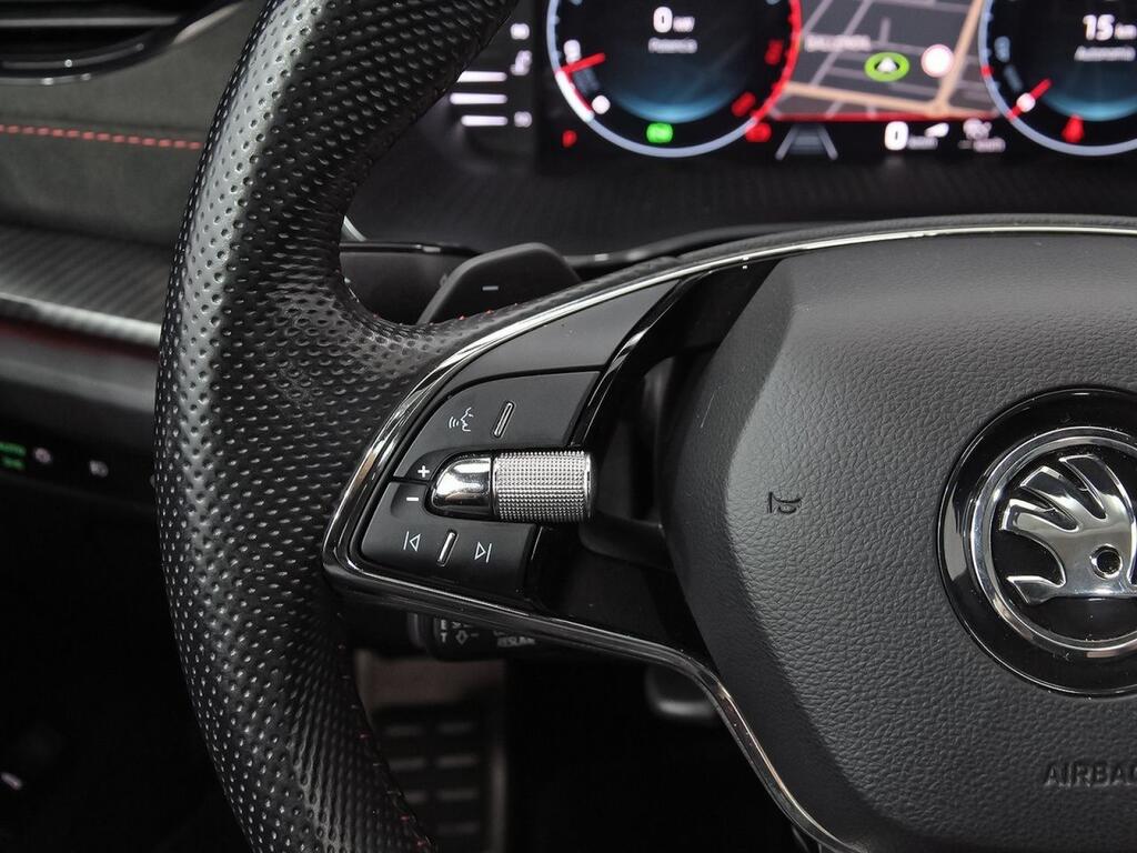 Skoda Octavia Combi 2.0 TSI 180kW (245CV) DSG RS 18