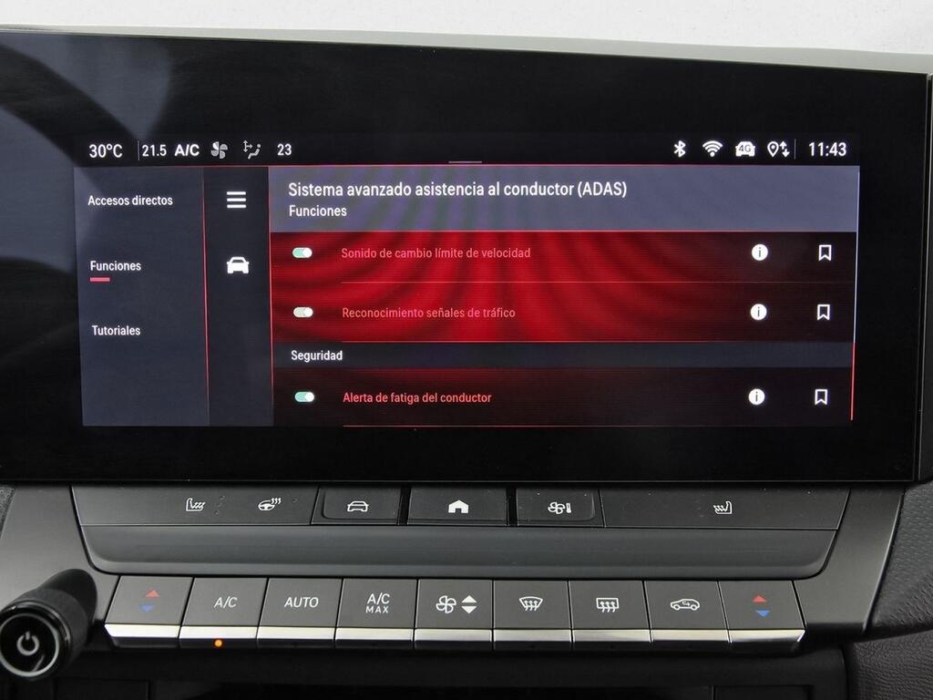 Opel Astra 1.2T XHT 96kW (130CV) GS 29