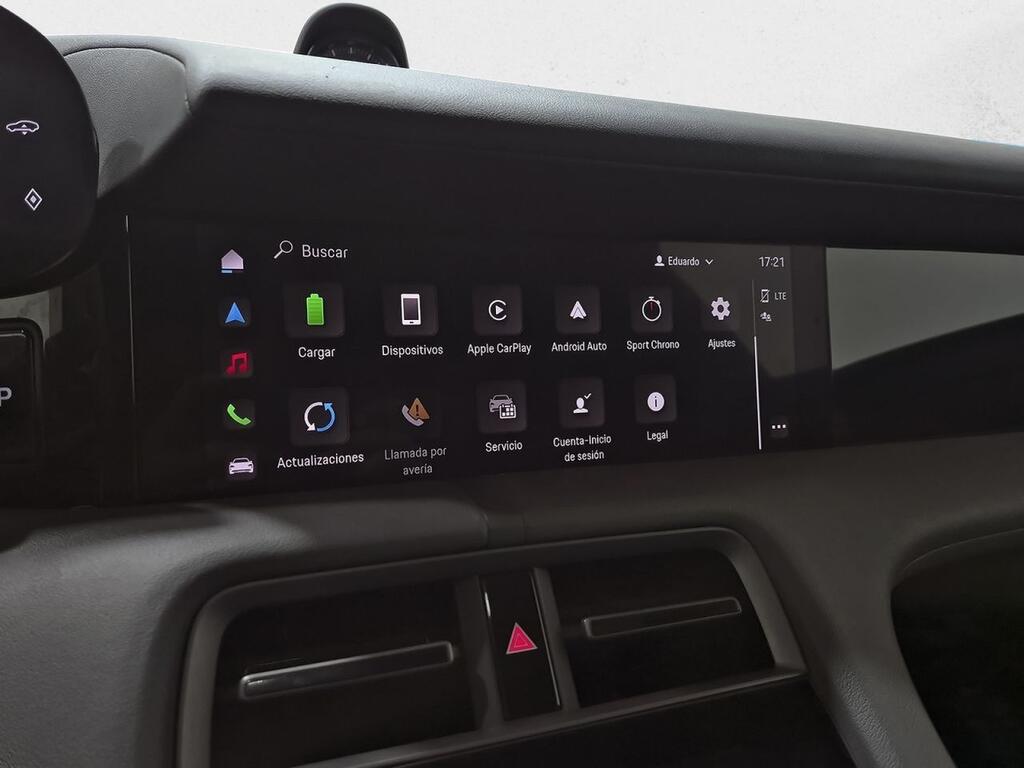 Porsche Taycan 4S Cross Turismo 27