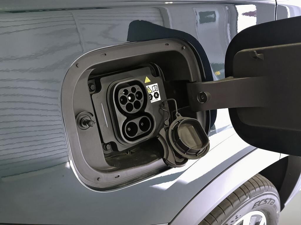 Ebro S800 1.5 TGDI PHEV Premium E-CVT 34