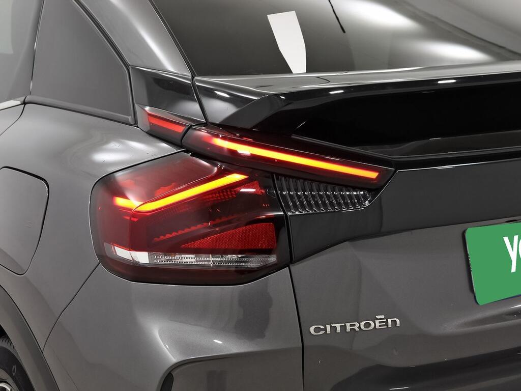 Citroën C4 ë-C4 eléctrico 100kW 50kWh Shine 36