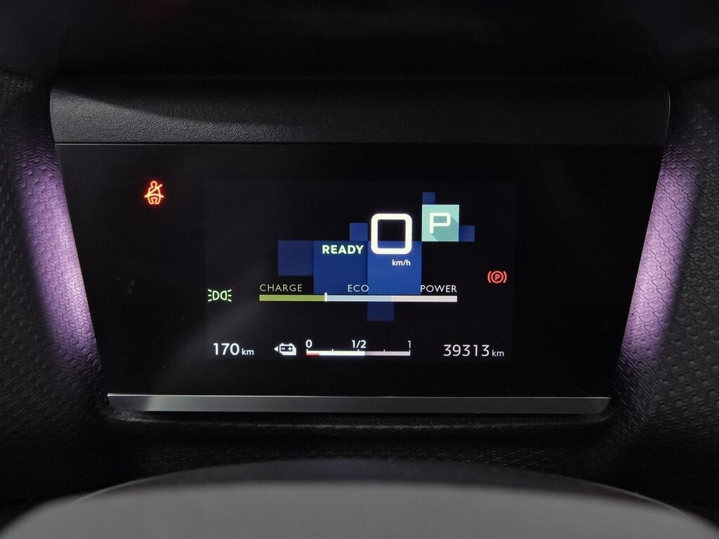 Citroën C4 ë-C4 eléctrico 100kW 50kWh Shine 15