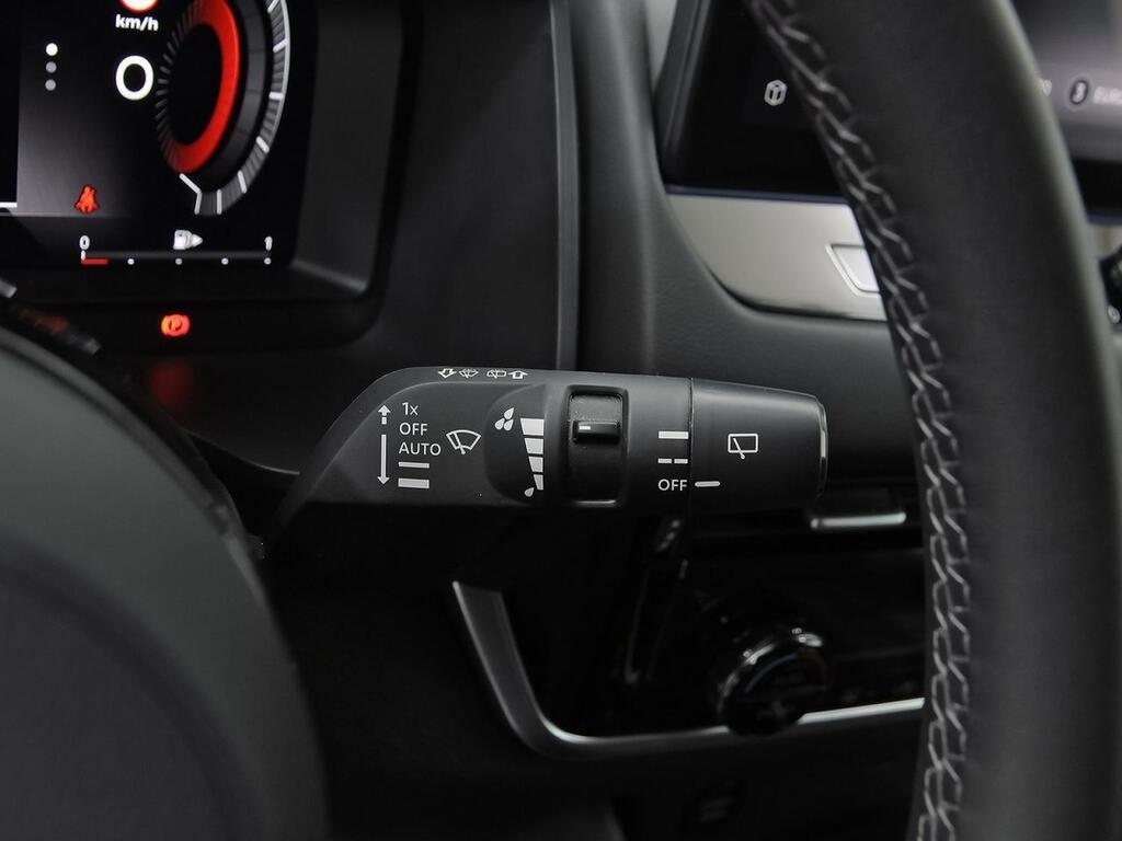 Nissan Qashqai E-POWER 140 KW (190 CV) N-Connecta 16