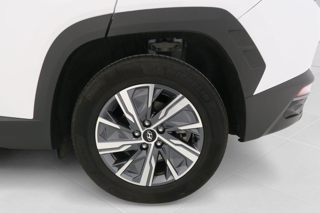 Hyundai Tucson KLASS 1.6 TGDI 150 CV 5P 28