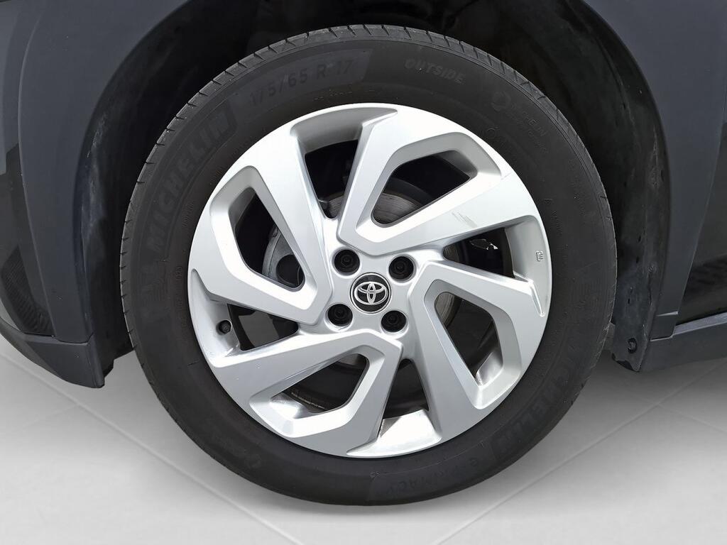 Toyota Aygo X Cross 1.0 VVT-I 72CV Play 10
