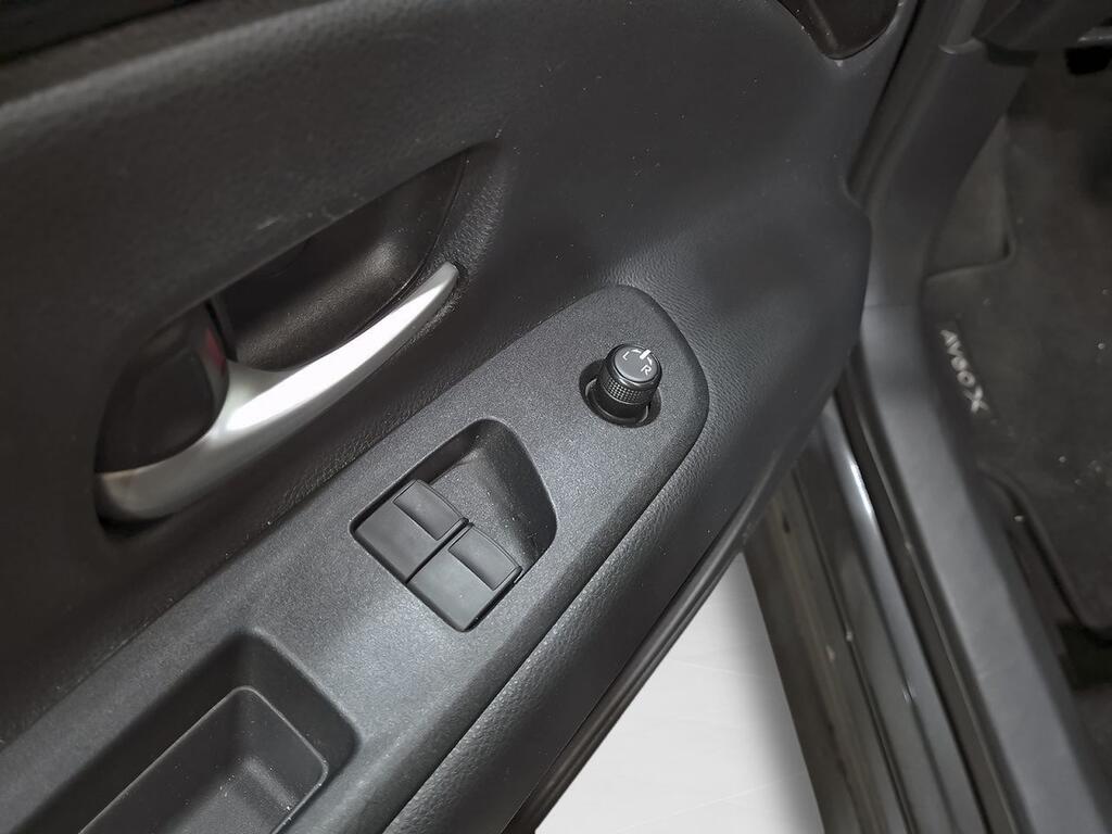 Toyota Aygo X Cross 1.0 VVT-I 72CV Play 11