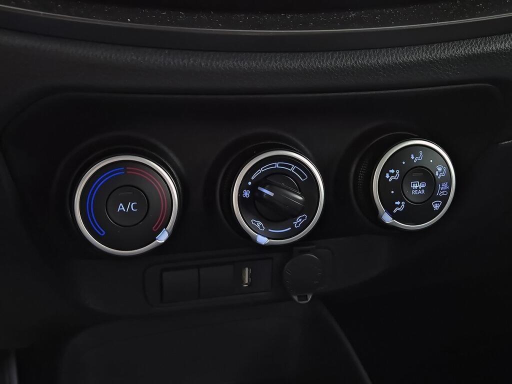 Toyota Aygo X Cross 1.0 VVT-I 72CV Play 23