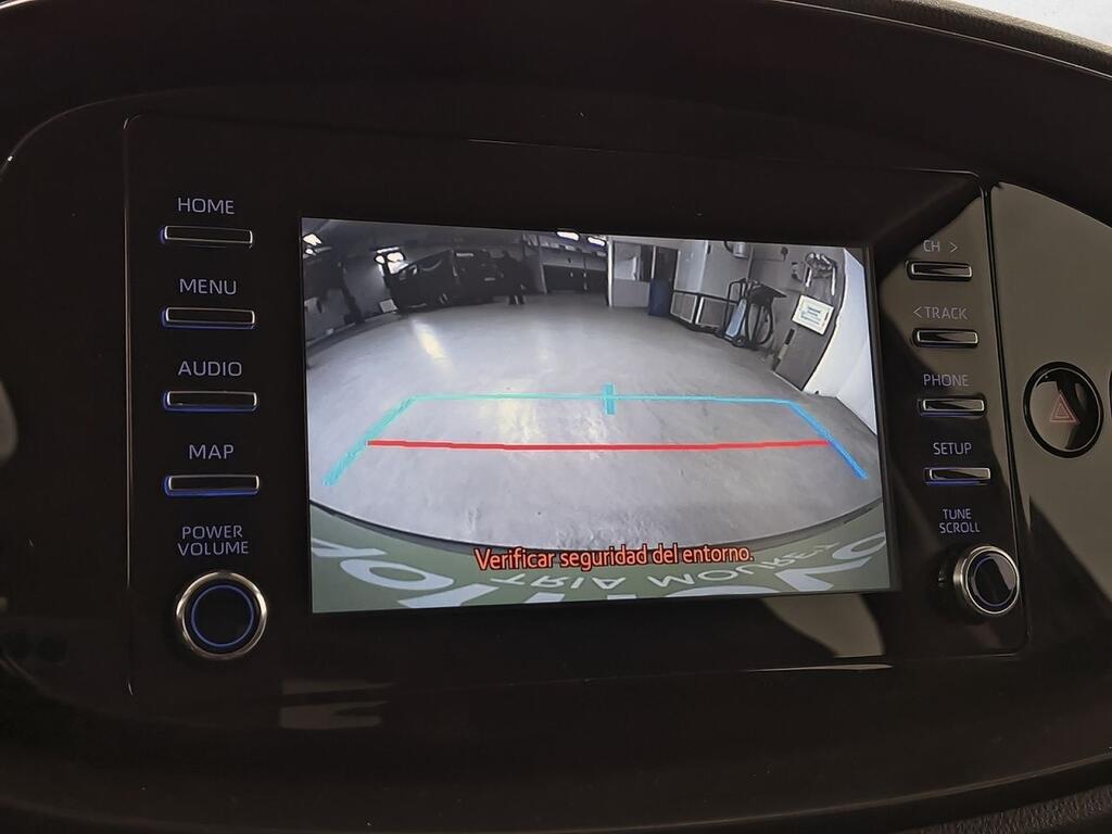 Toyota Aygo X Cross 1.0 VVT-I 72CV Play 22