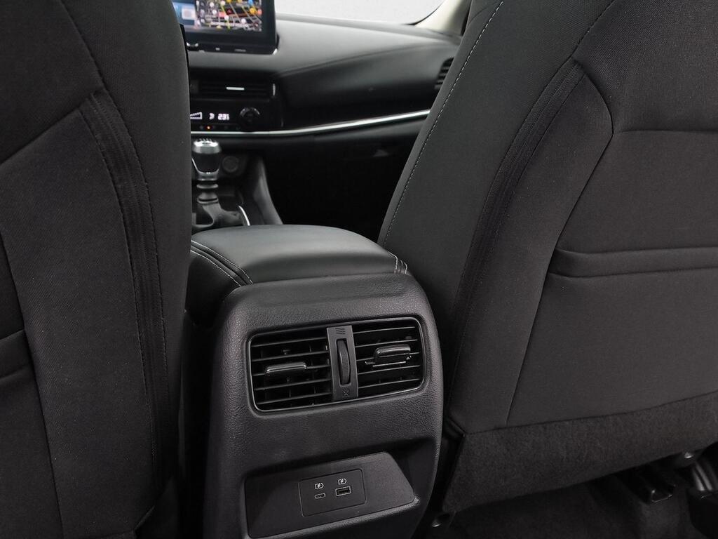 Nissan Qashqai DIG-T 103kW N-Connecta 34