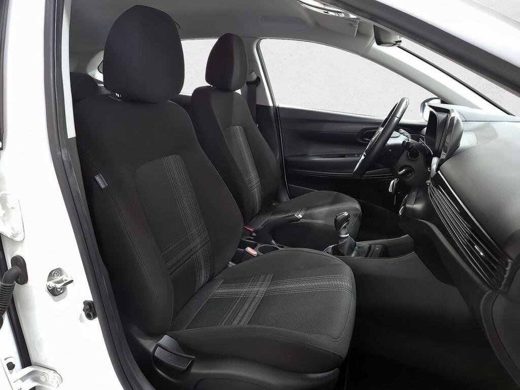 Hyundai i20 1.0 TGDI 74kW (100CV) 48V Essence 7