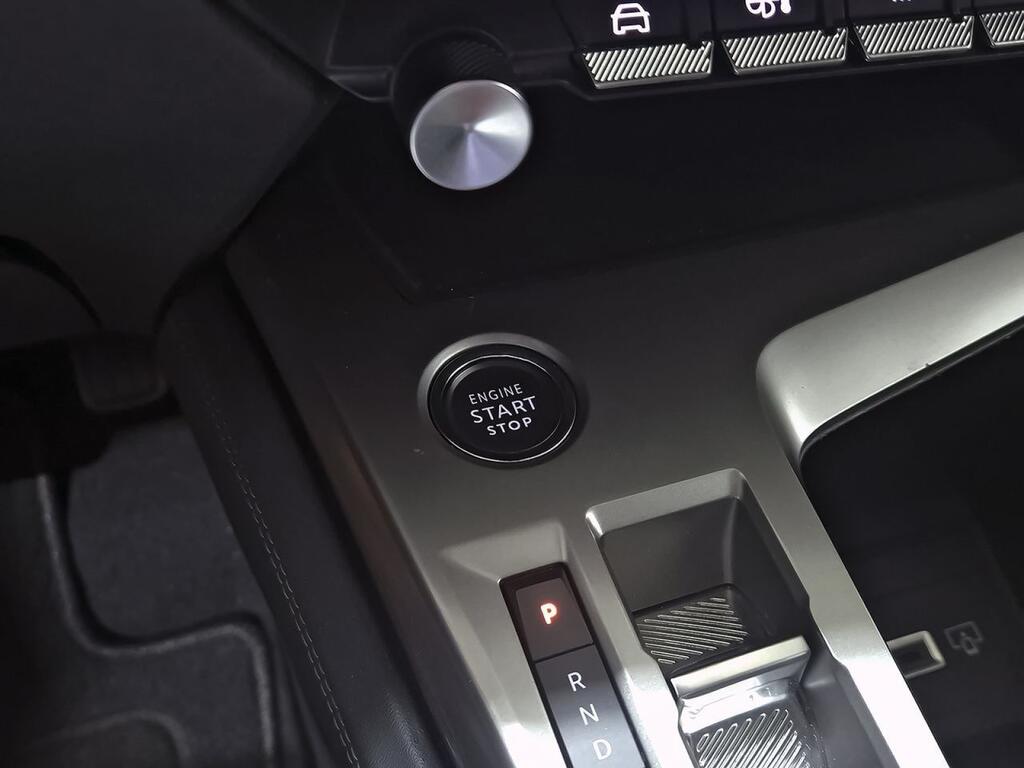 Peugeot 308 5P Allure BlueHDi 130 S&S EAT8 27