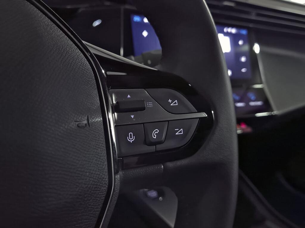 Peugeot 308 5P Allure BlueHDi 130 S&S EAT8 17