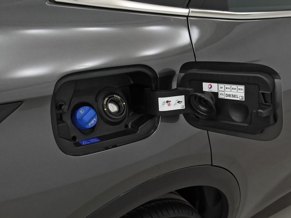 DS DS 7 BlueHDi 130 Automático BASTILLE 40