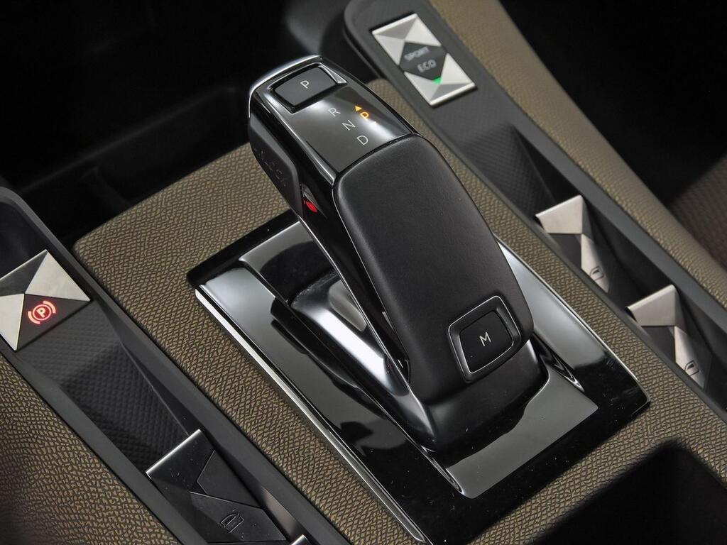 DS DS 7 BlueHDi DE 96kW (130CV) Auto. Bastille 30