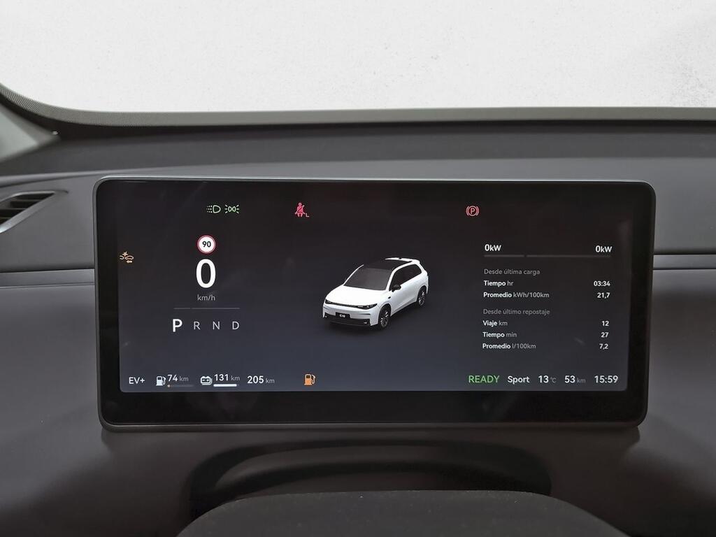 Leapmotor C10 C10 REEV 28.4 kWh Design Auto 13