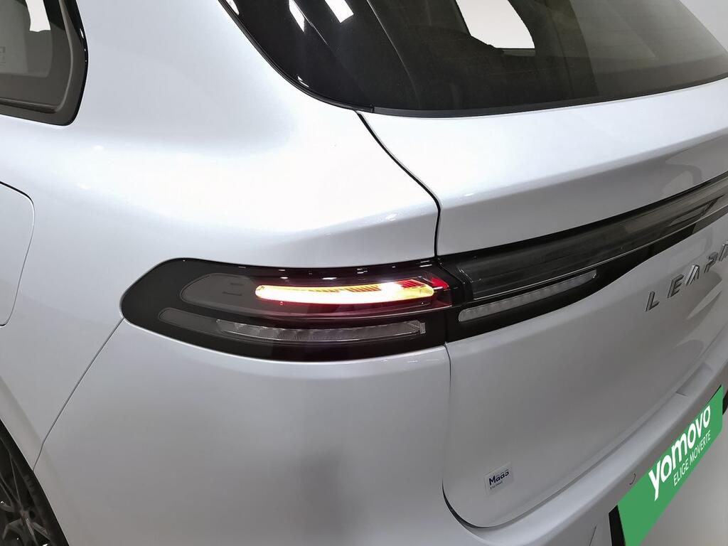 Leapmotor C10 C10 REEV 28.4 kWh Design Auto 35