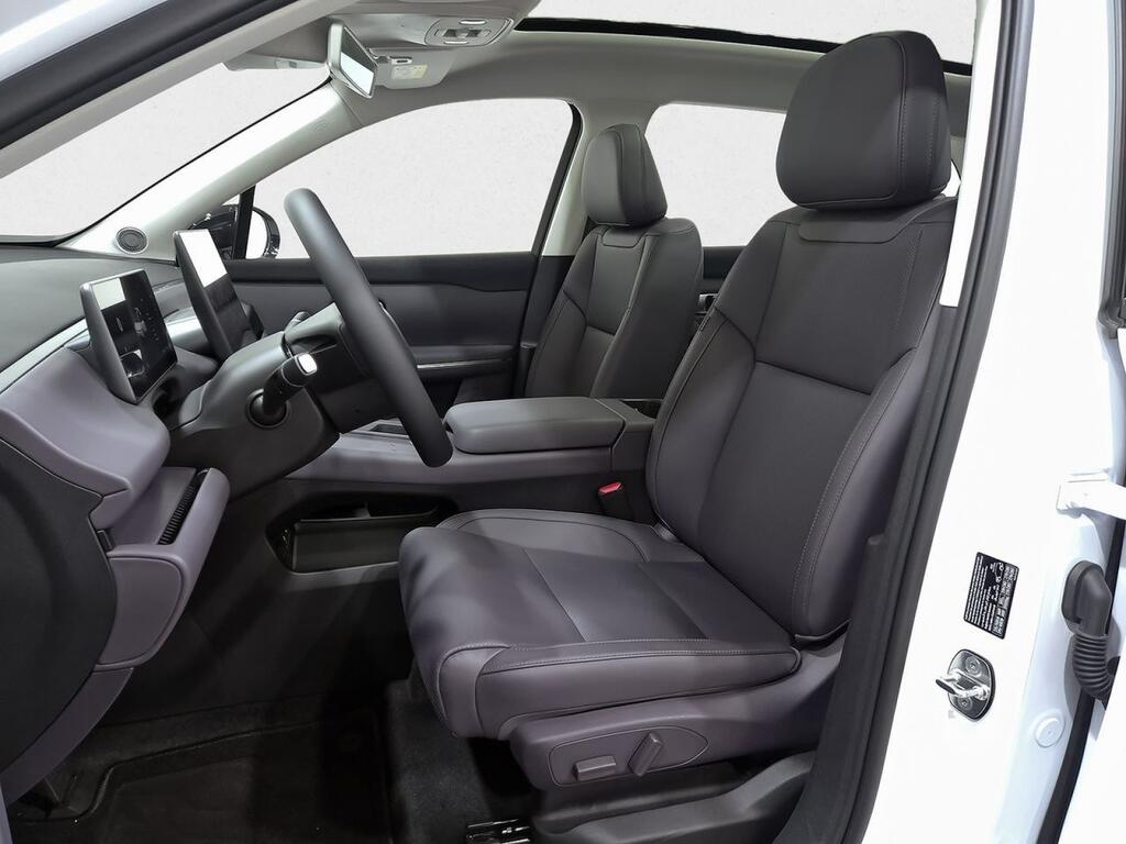 Leapmotor C10 C10 REEV 28.4 kWh Design Auto 8