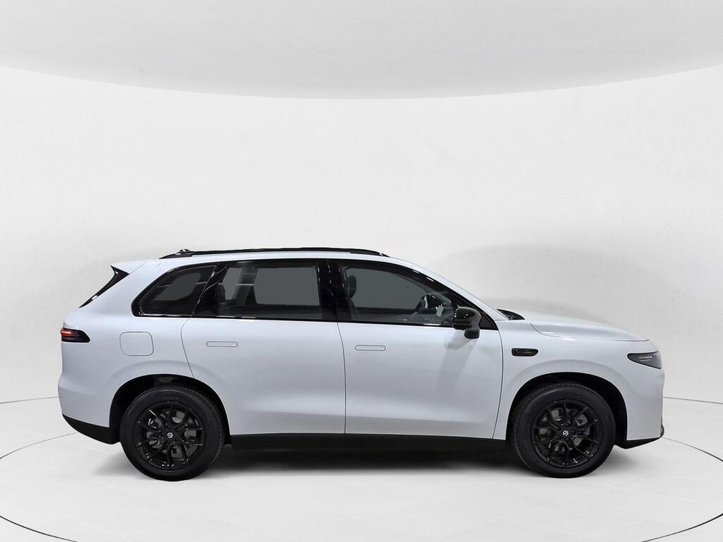 Leapmotor C10 C10 REEV 28.4 kWh Design Auto 3