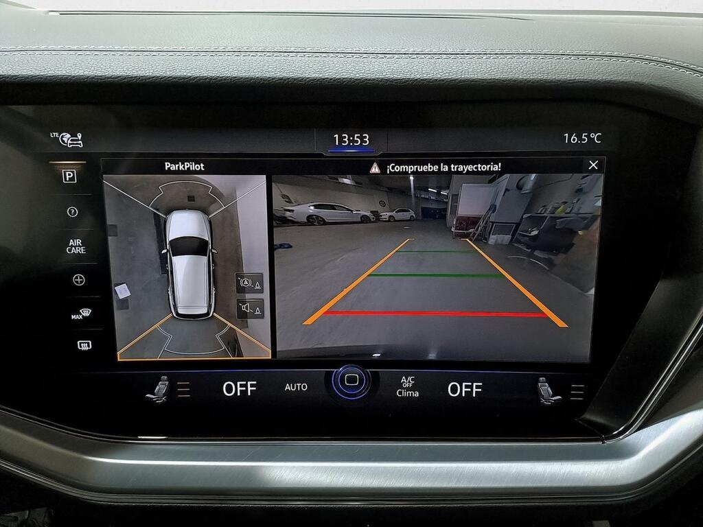 Volkswagen Touareg eHybrid Eleg 3.0 V6 TSI 280kW Tip 4M 29