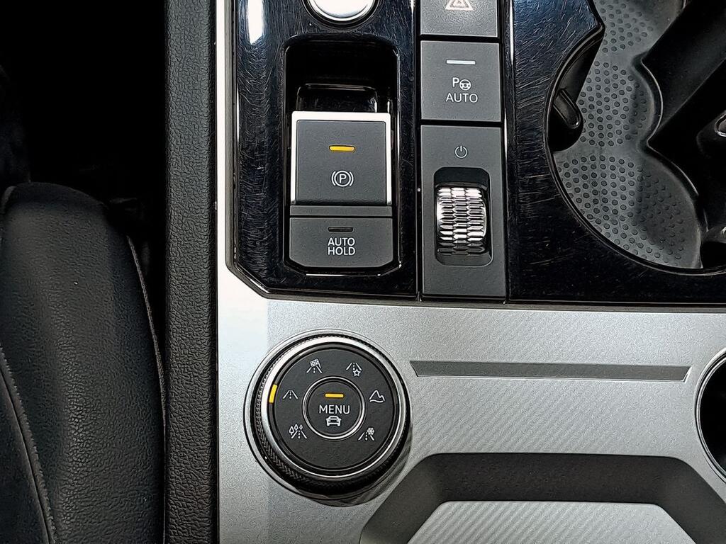 Volkswagen Touareg eHybrid Eleg 3.0 V6 TSI 280kW Tip 4M 37