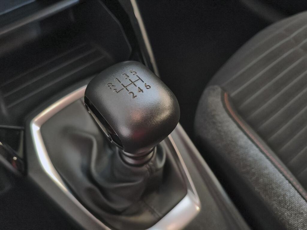 Peugeot 208 BlueHDi 73kW (100CV) Active Pack 22