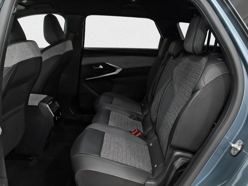 Peugeot 5008 1.2 107KW Allure eDCS6 9