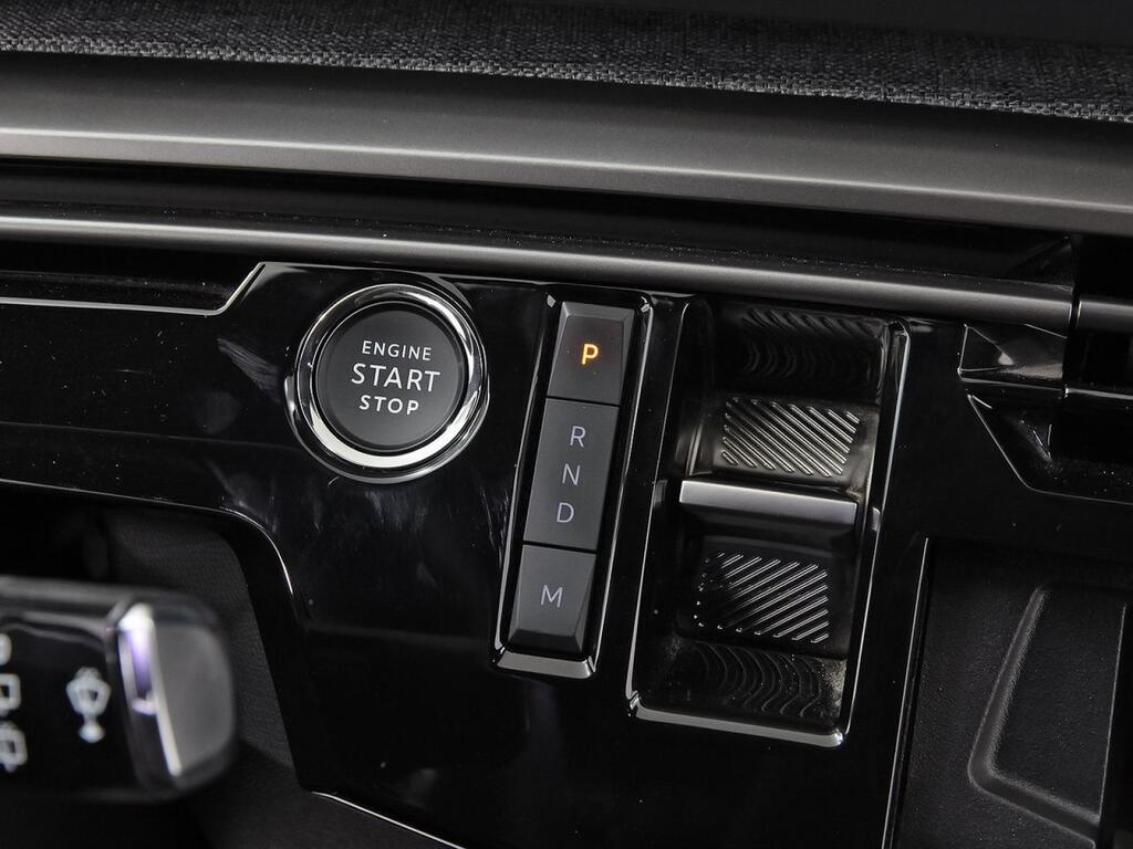 Peugeot 5008 1.2 107KW Allure eDCS6 21