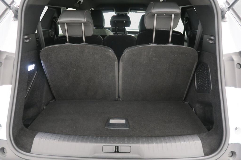 Peugeot 5008 ALLURE 1.2 MHEV HYBRID EDCS6 145 CV 7 PLAZAS 19