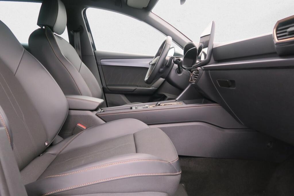 Cupra León ST 1.5 ETSI MHEV DSG 150 CV 5P 17