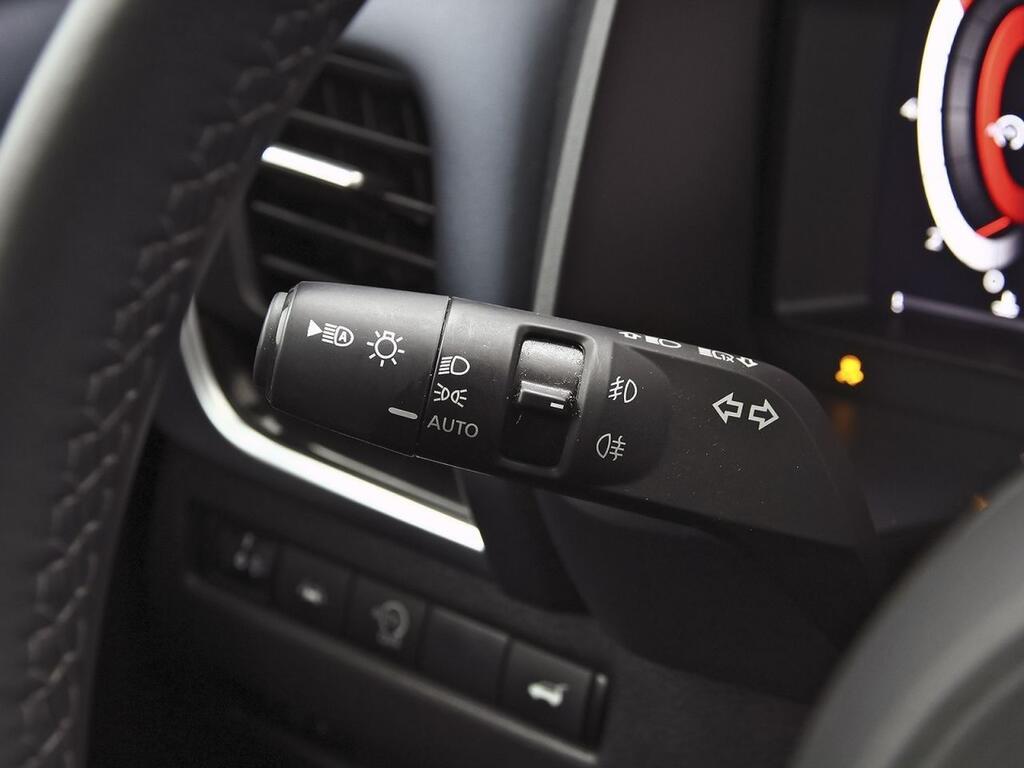 Nissan Qashqai DIG-T 116kW Xtronic N-Connecta 12