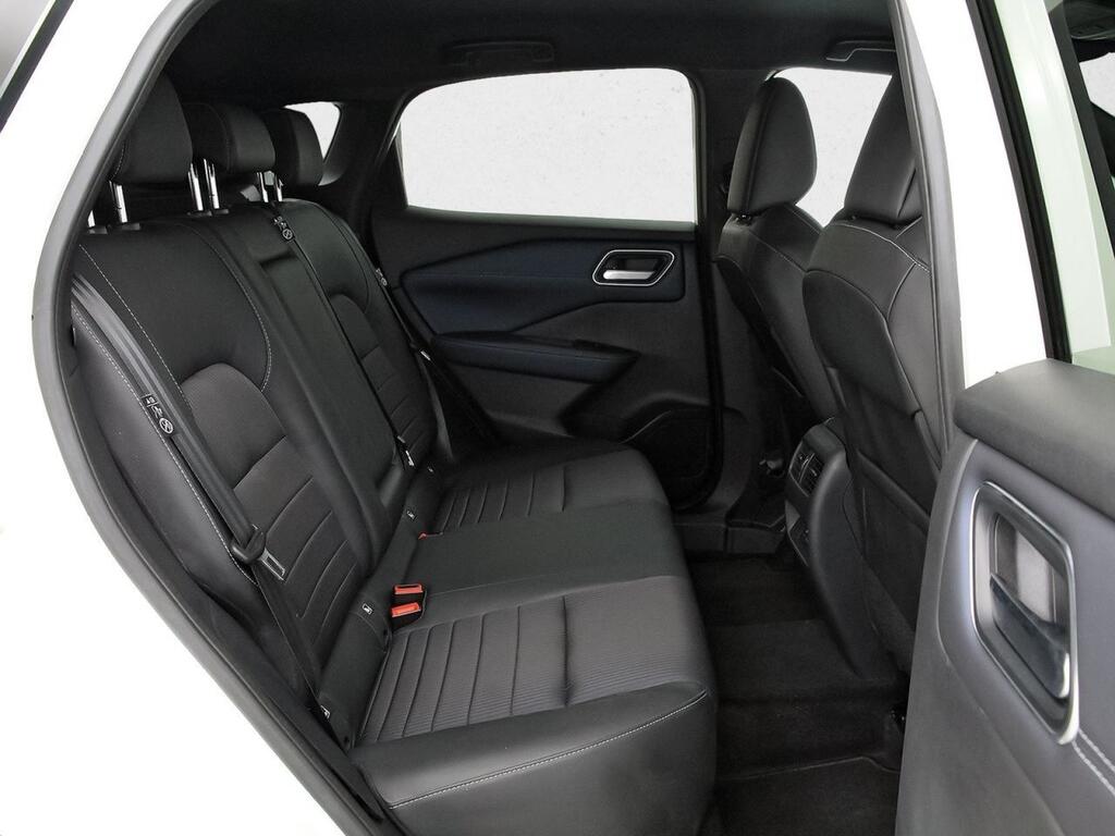 Nissan Qashqai DIG-T 116kW Xtronic N-Connecta 9