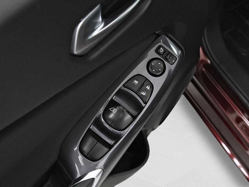 Nissan Juke DIG-T 84 kW (114 CV) 6M/T Acenta 14